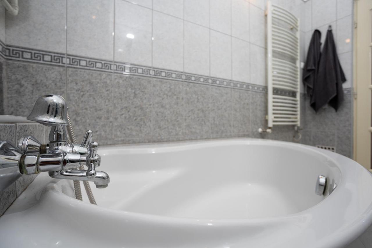 Emerald Suite With Free Parking Budapest Exterior foto