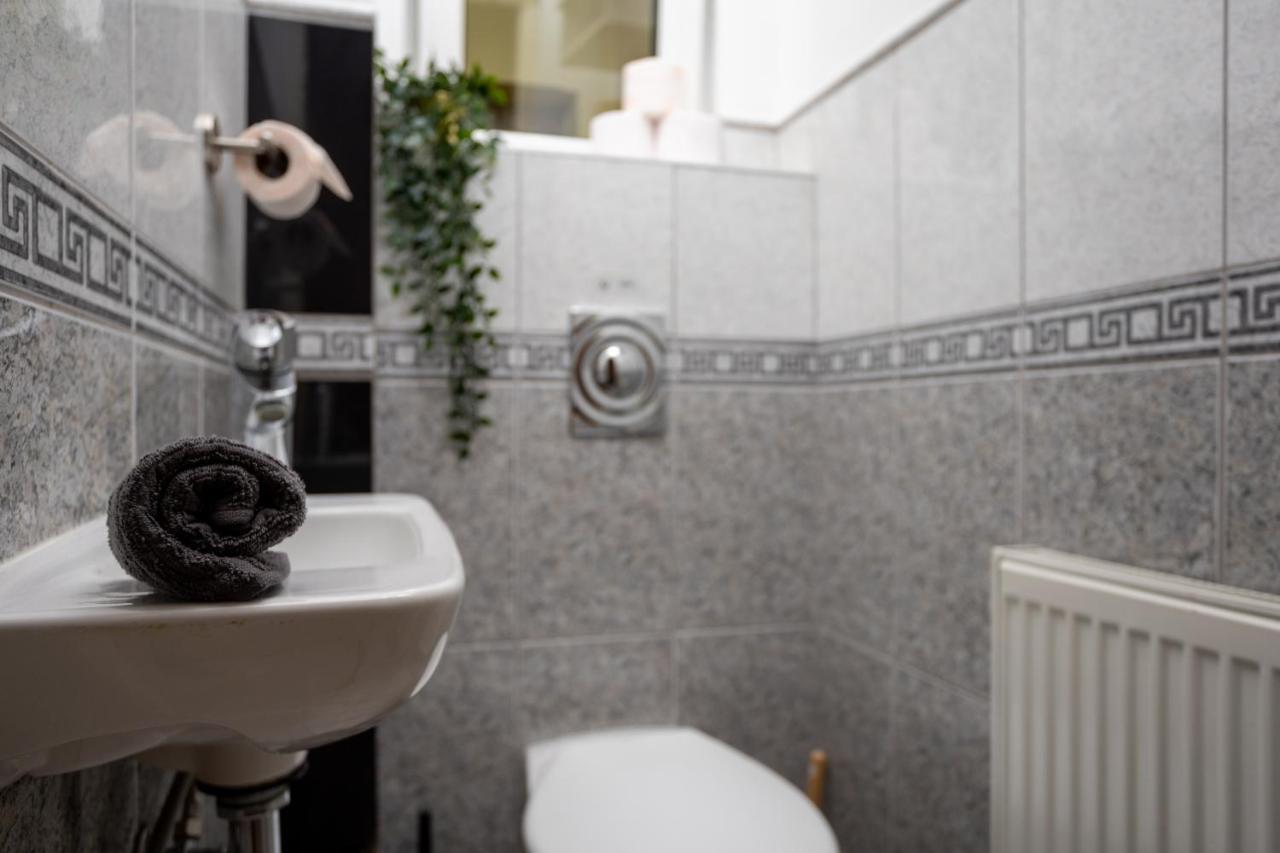 Emerald Suite With Free Parking Budapest Exterior foto